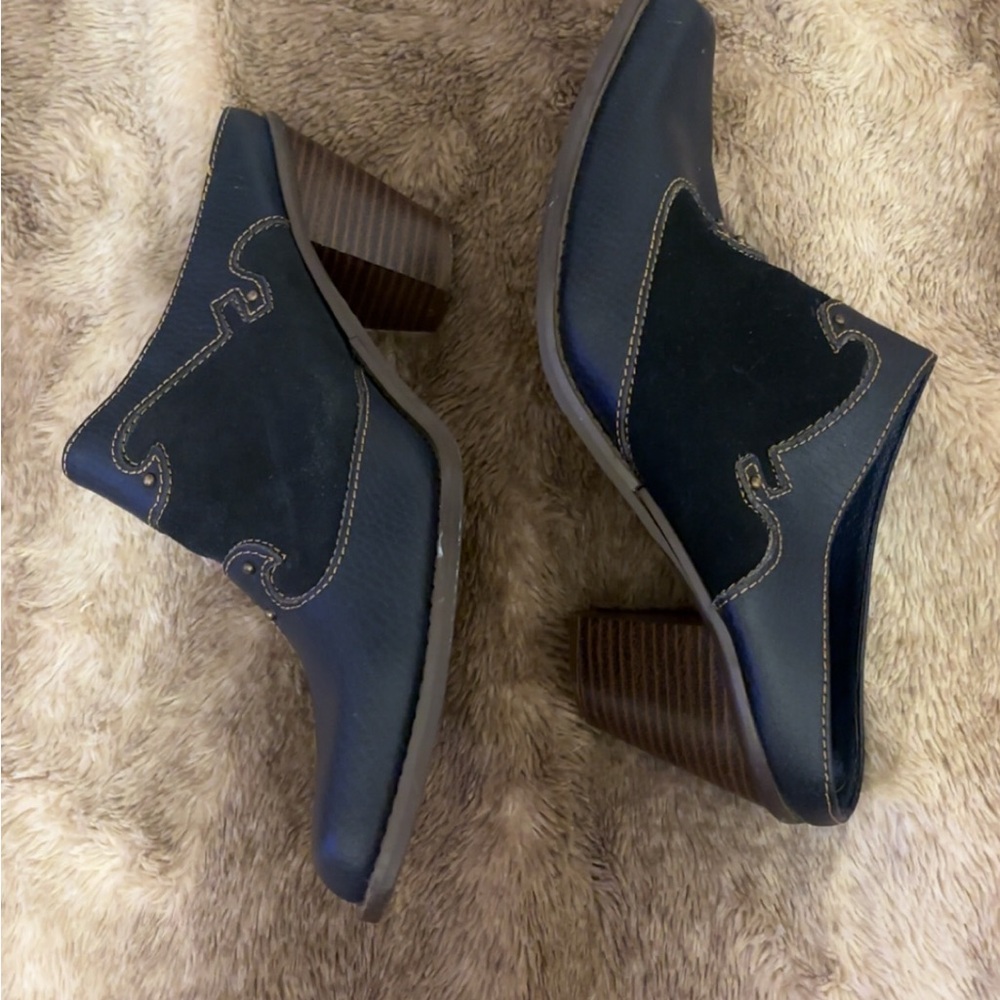 Stylish Western Style Mules